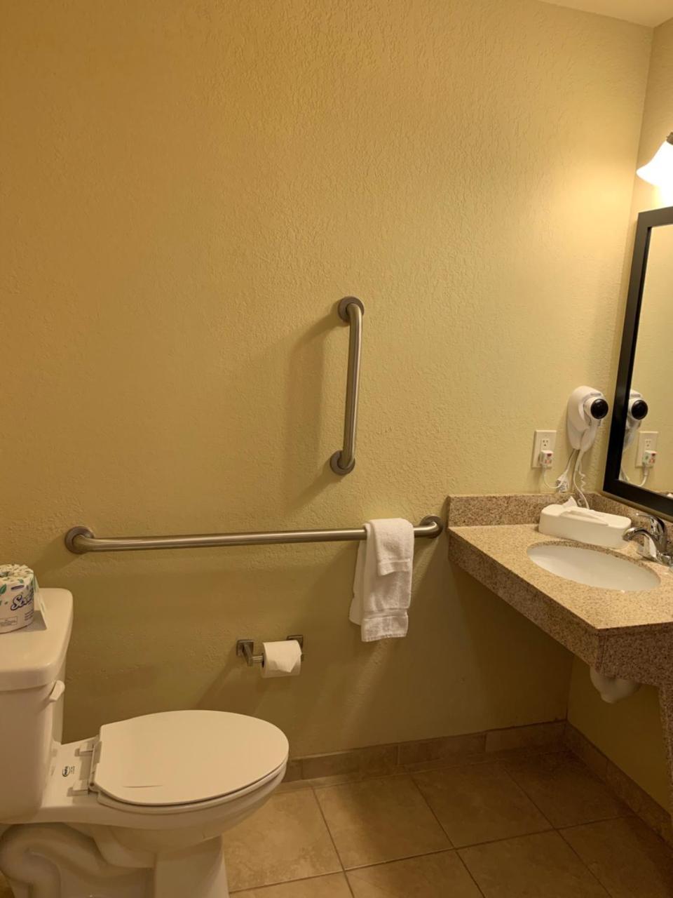 Cobblestone Hotel & Suites - Punxsutawney Dış mekan fotoğraf